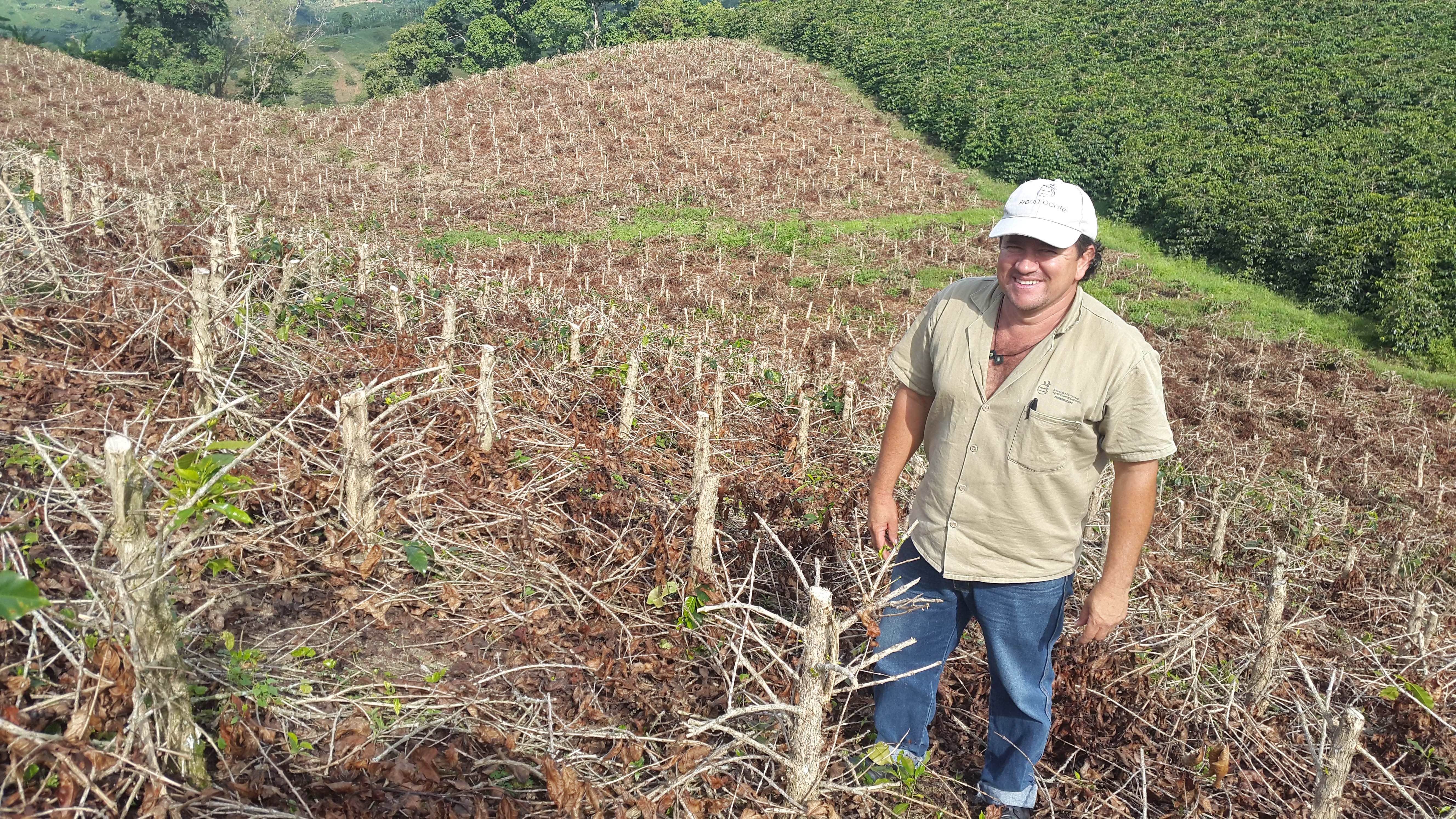 PCCC1185_Holmes Moncada, Finca La Sirena, Vereda Pijao.jpg