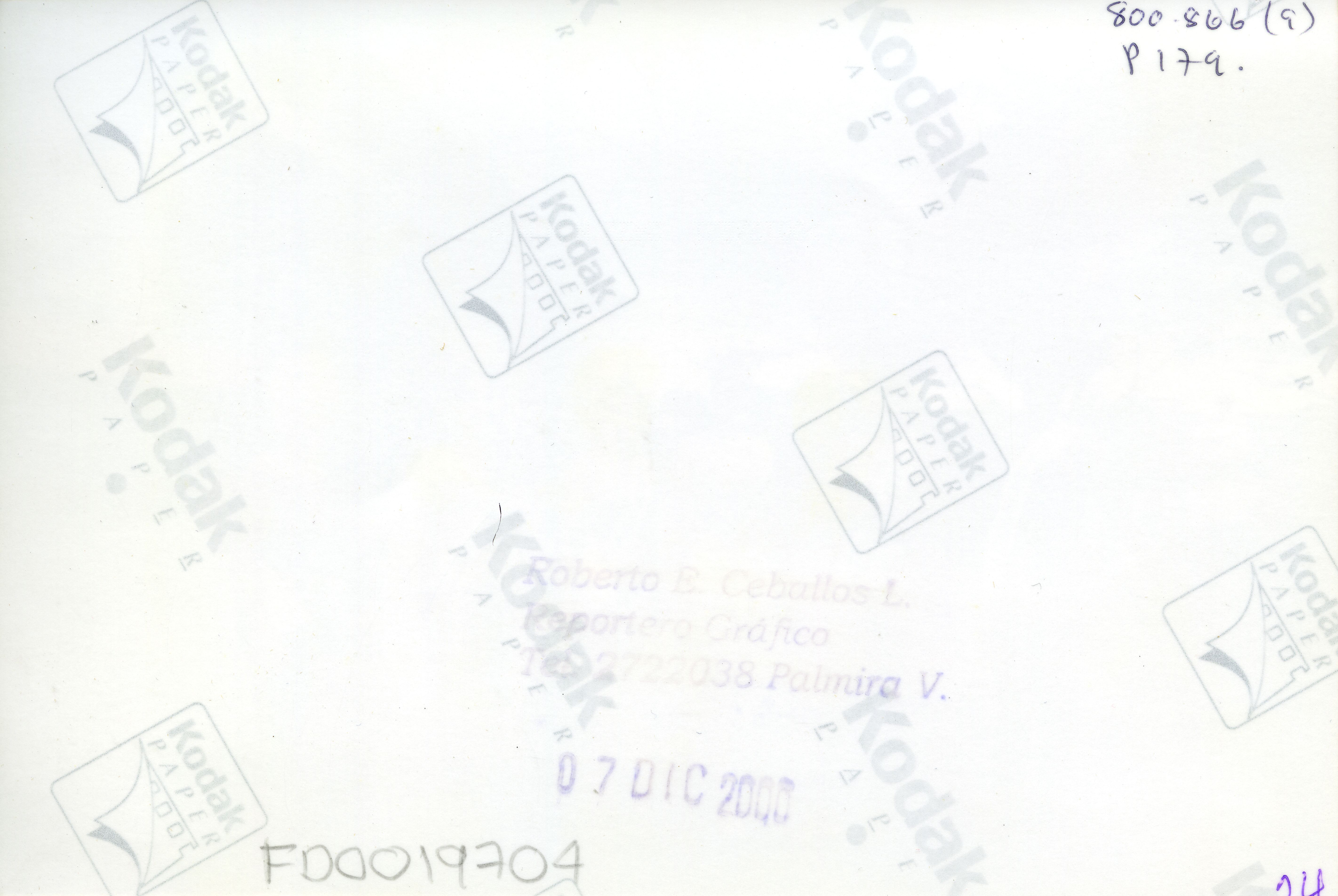 FDOO19704A.jpg