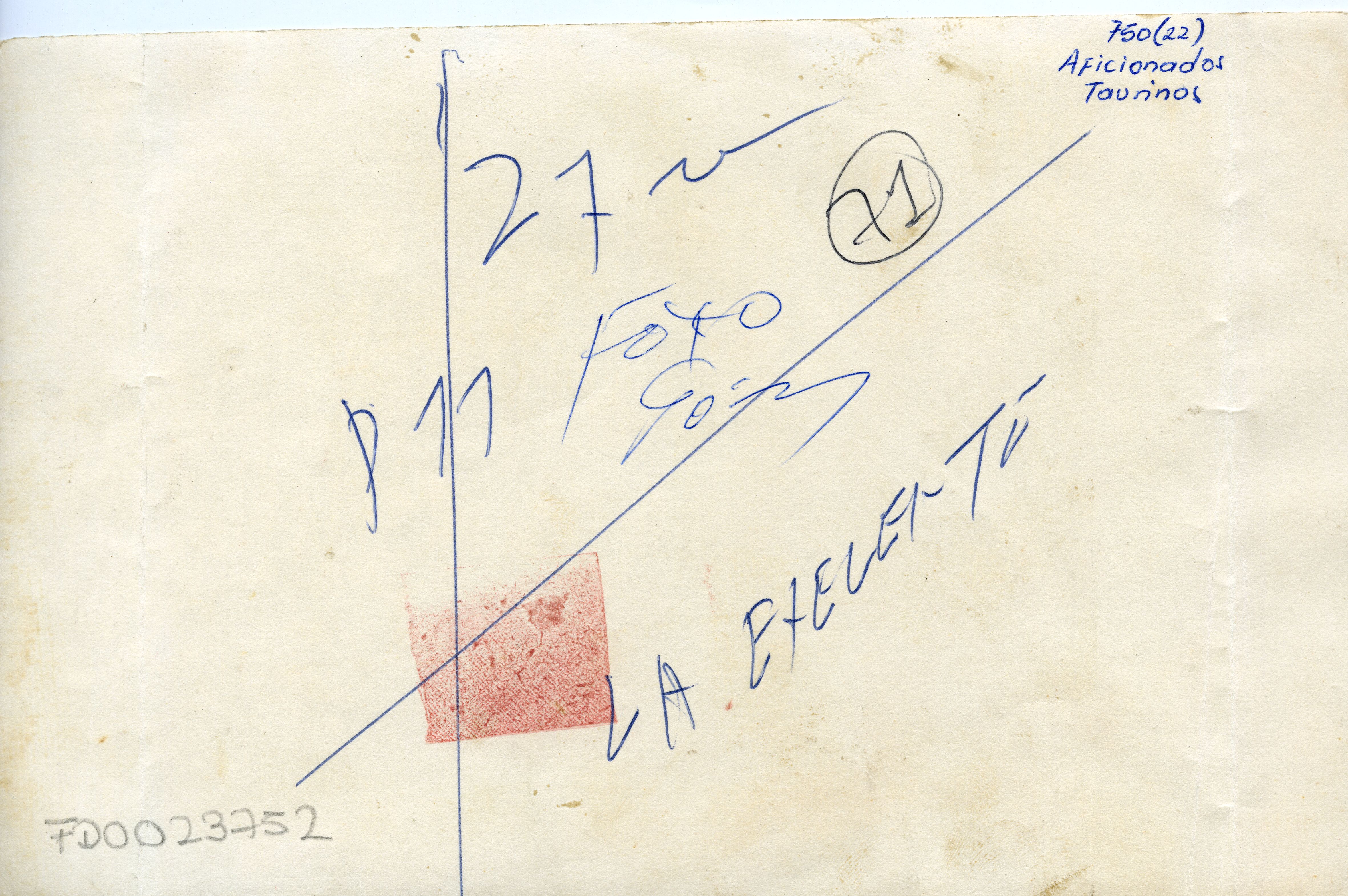 FDO023752A.jpg