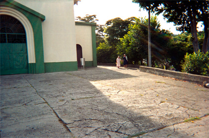 056-12.jpg
