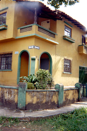 417-18.jpg
