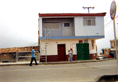 002-25.jpg