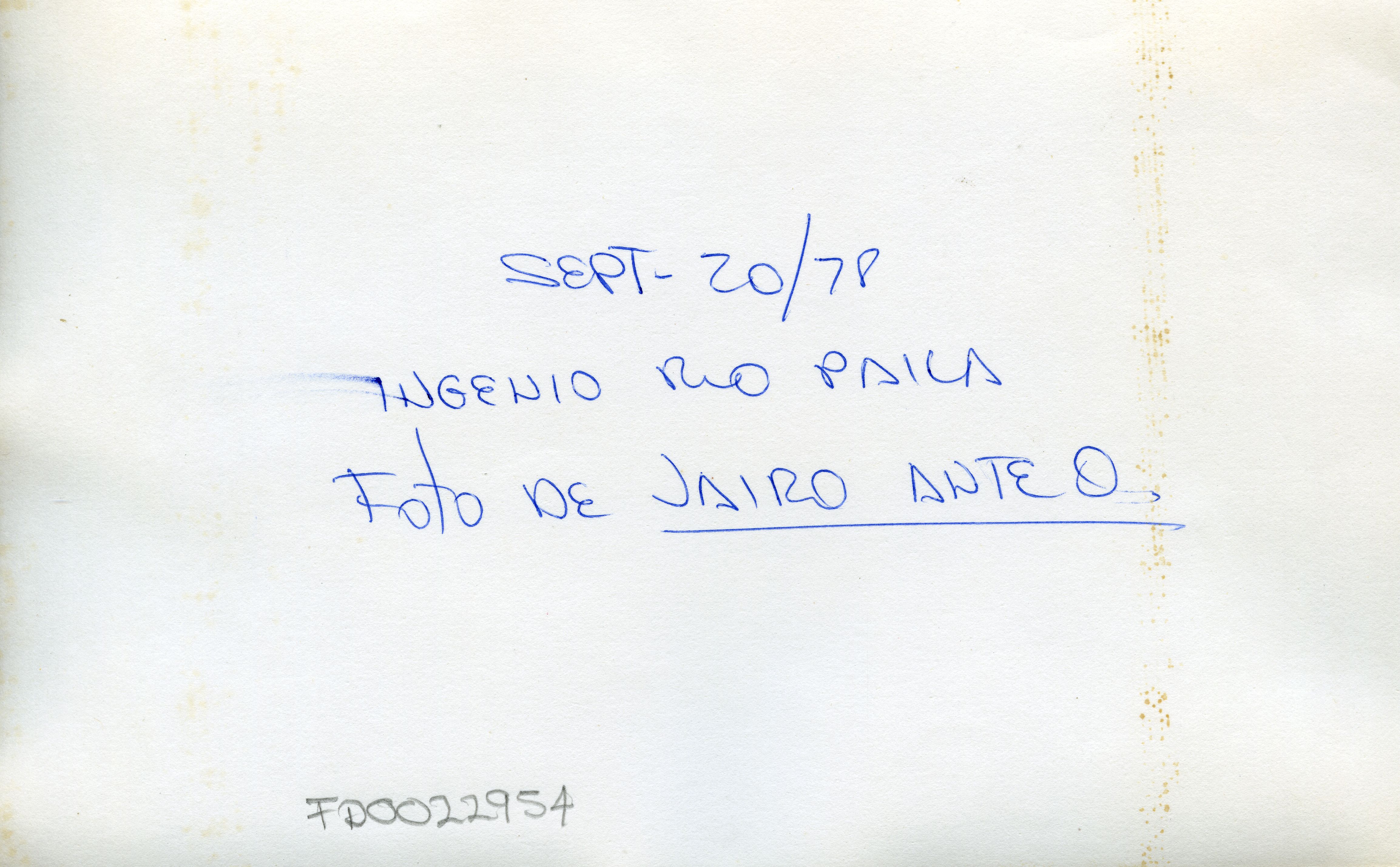 FDO022954A.jpg