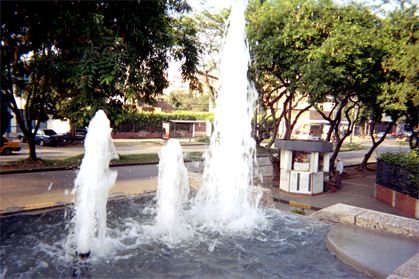 348-12.jpg