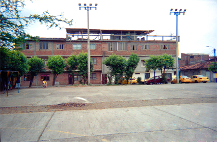 251-00.jpg