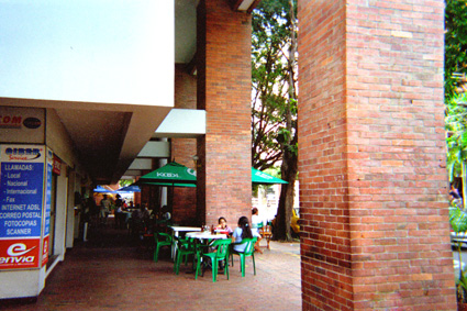 021-0.jpg