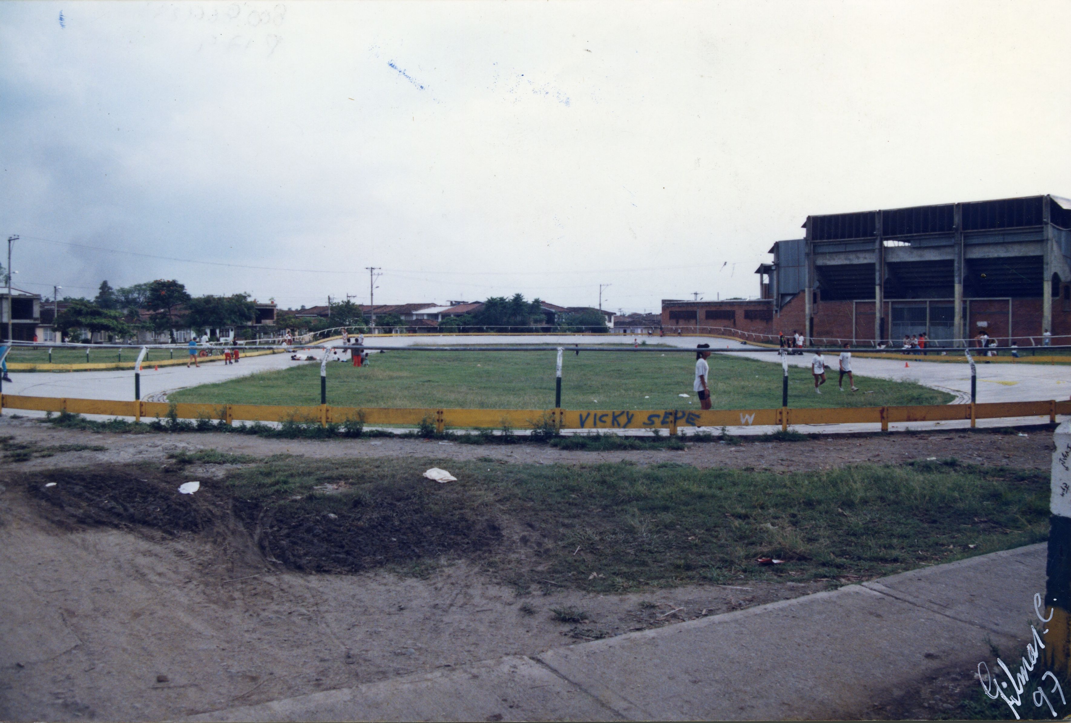 FDO024077.jpg