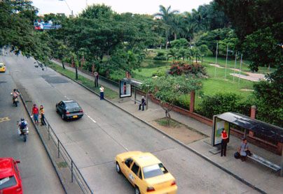 437-00.jpg
