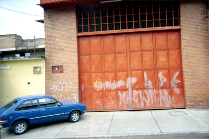 377-12.jpg