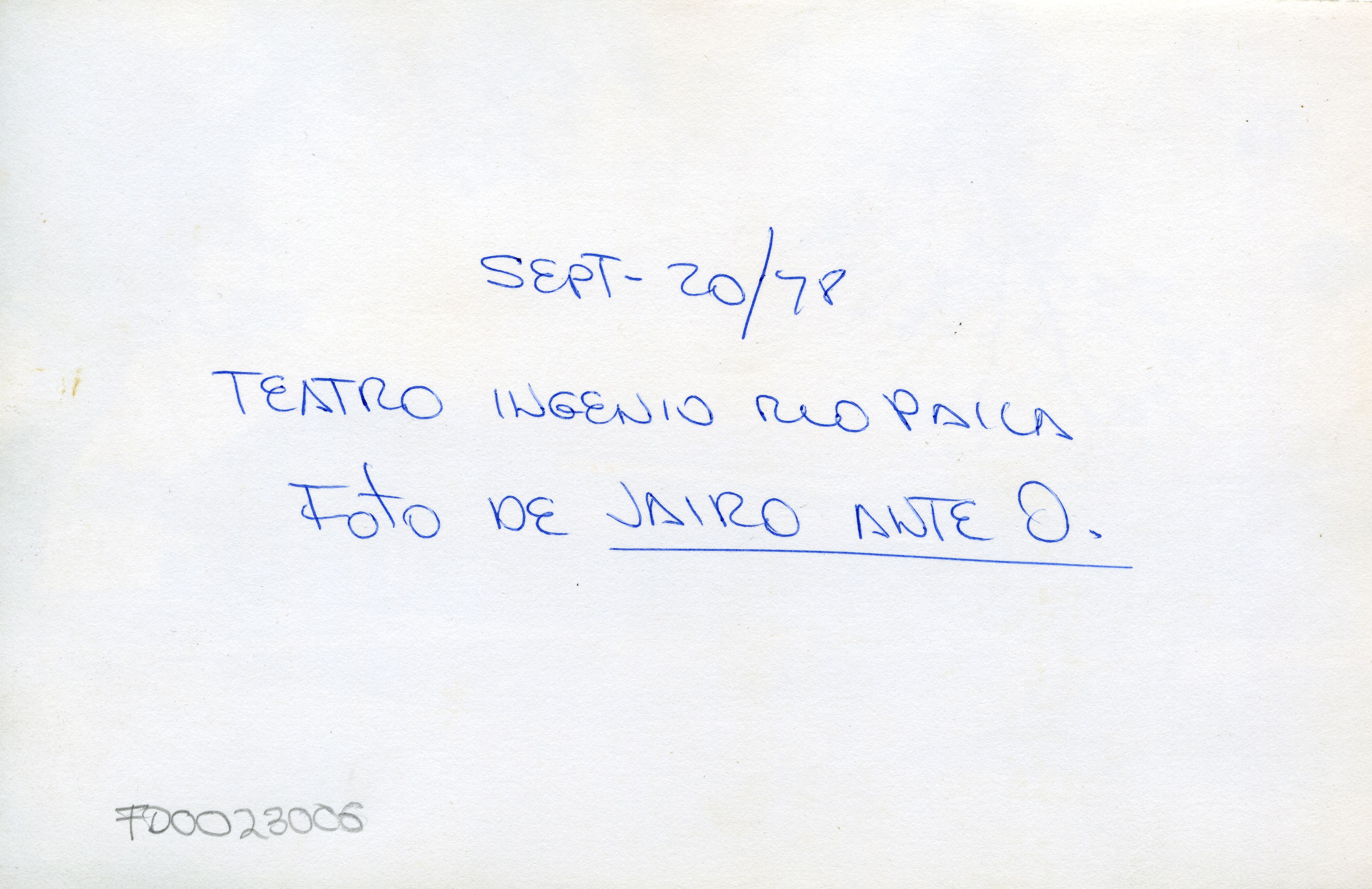 FDO023006A.jpg