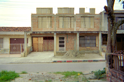 239-25.jpg