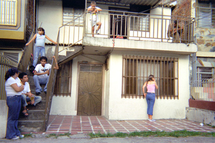 201-1.jpg