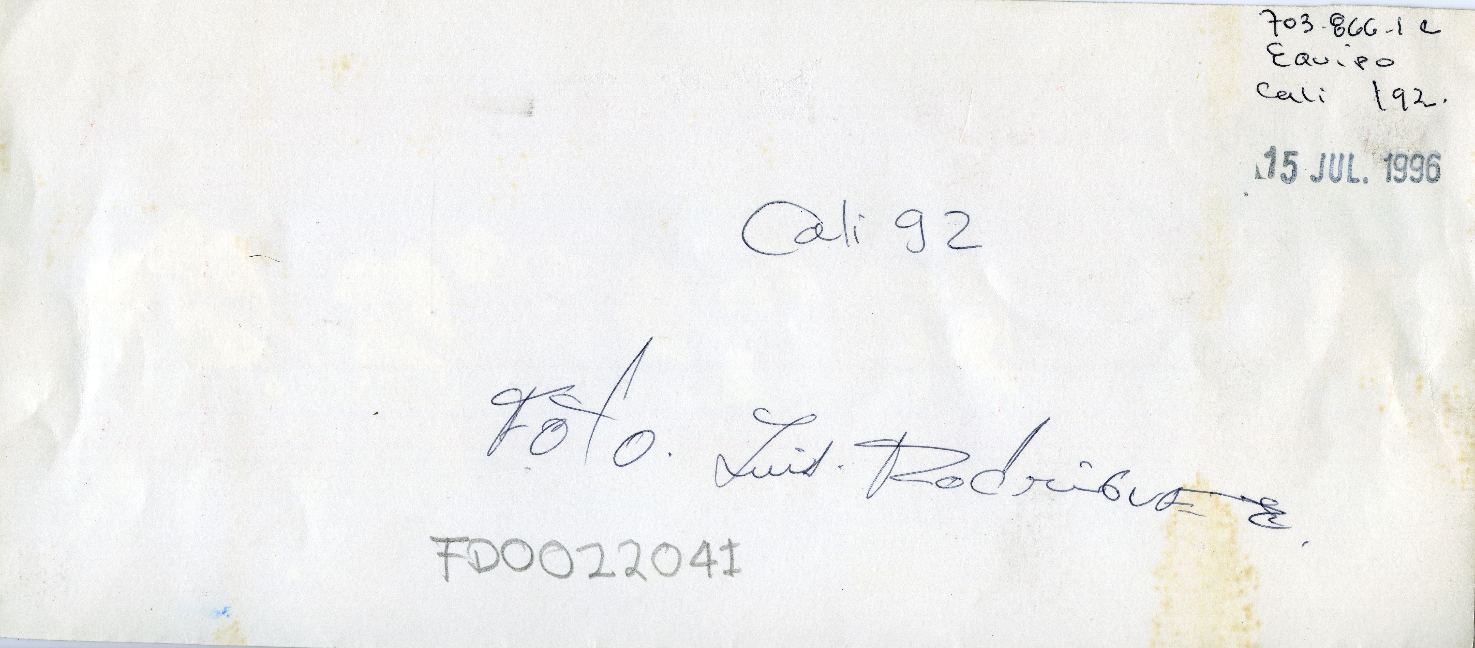 FDO022041A.jpg
