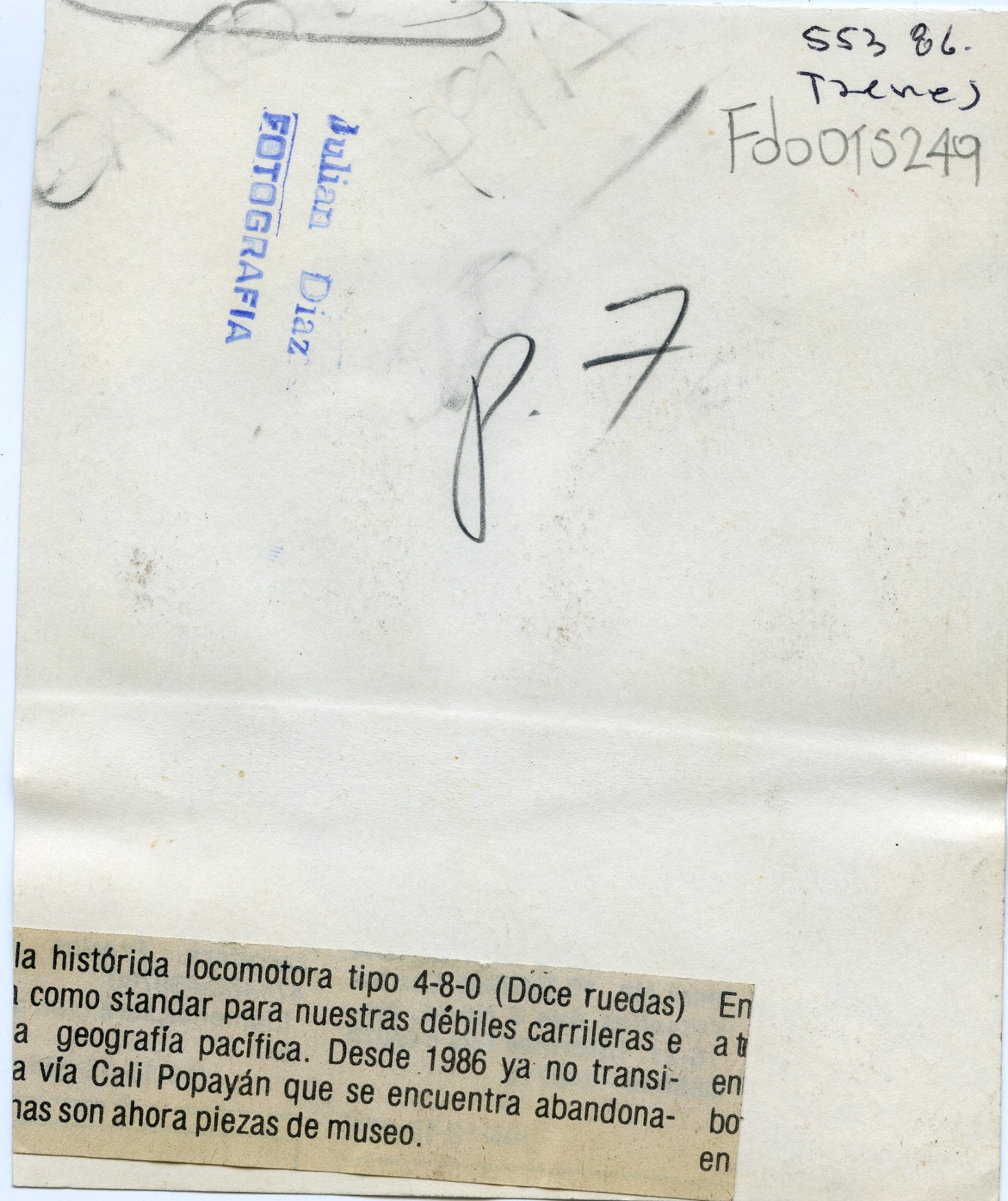 FDO015249A.jpg