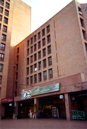 068-11.jpg