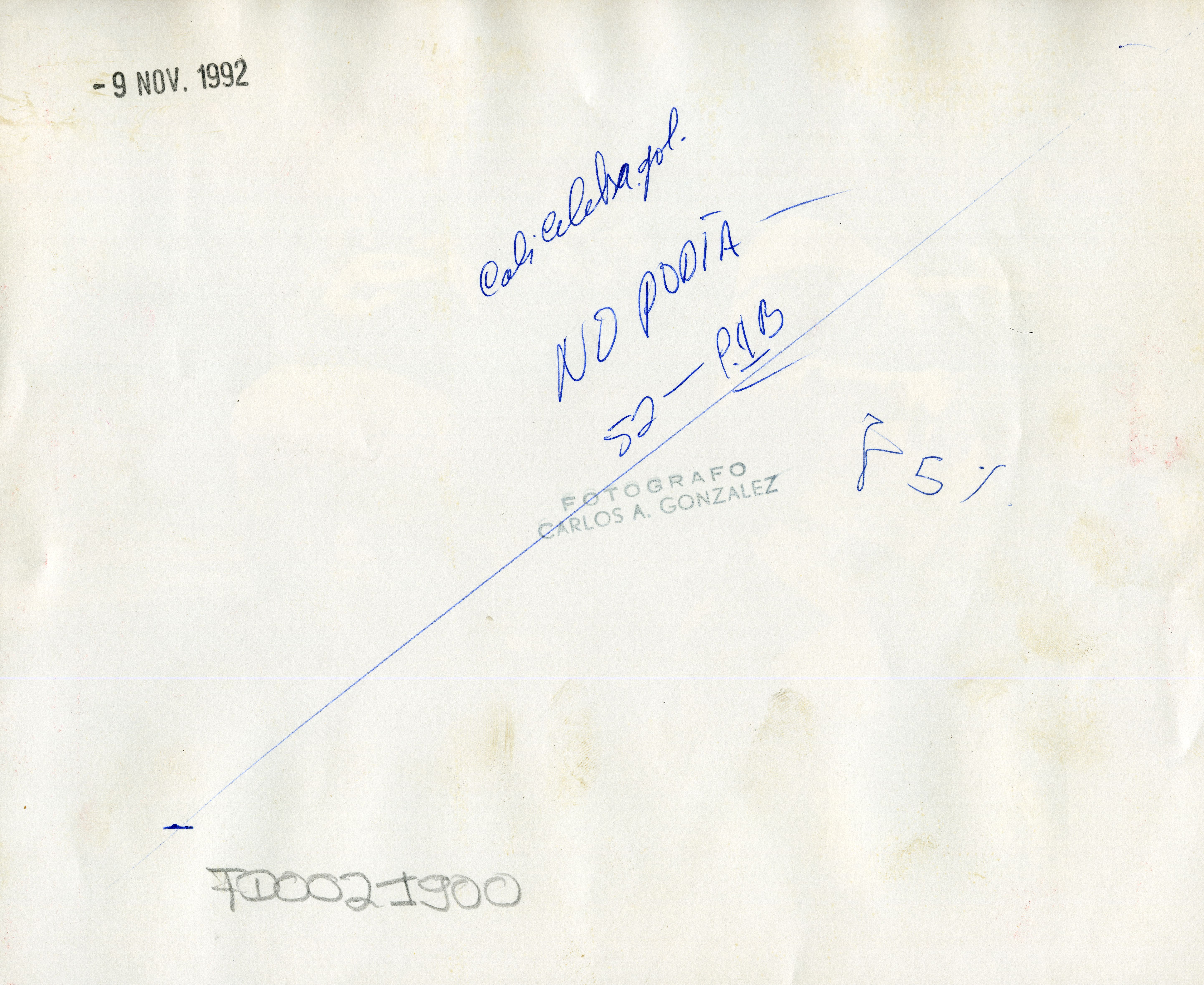 FDO021900A.jpg