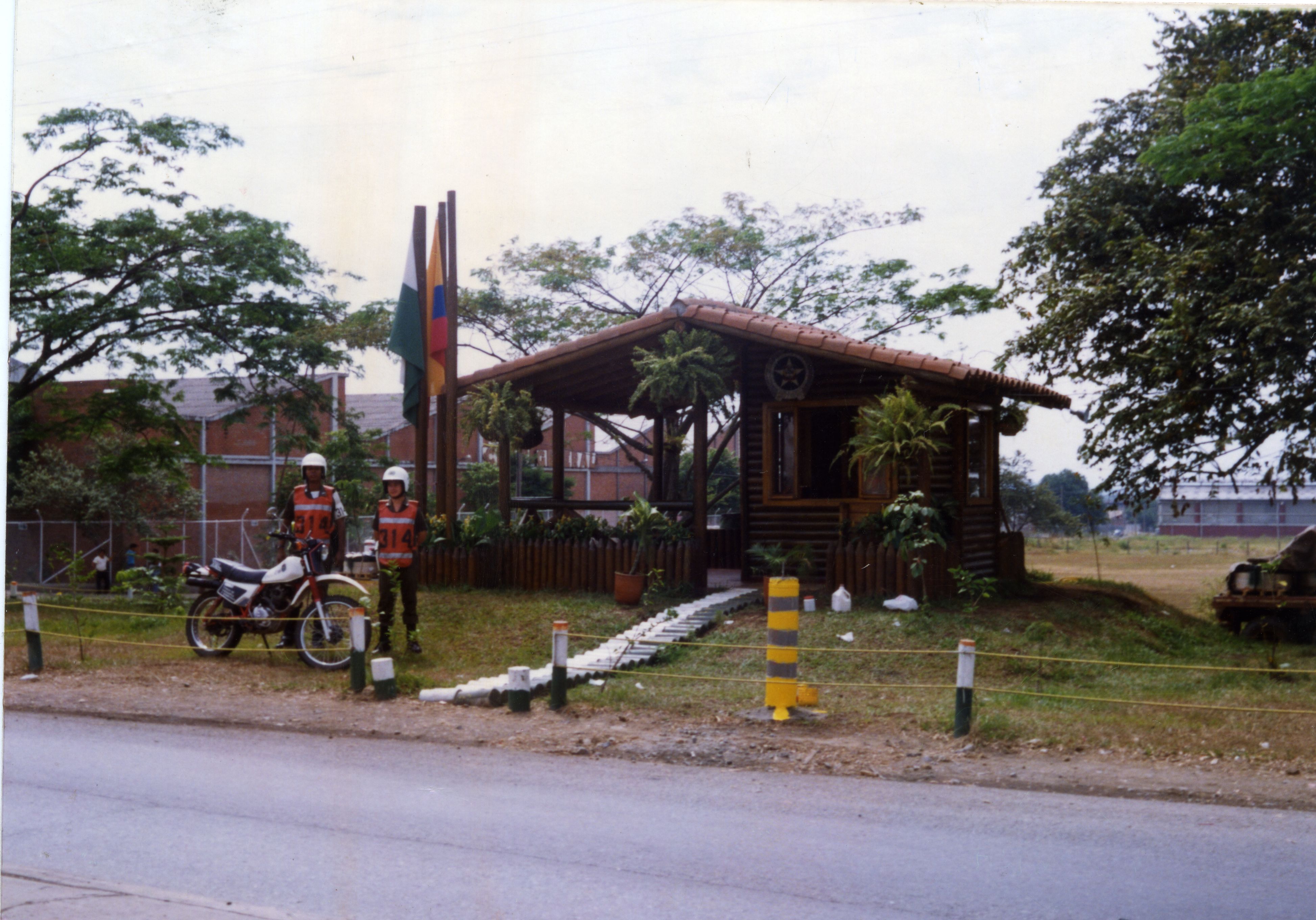FDO021402.jpg