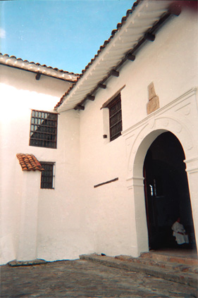 063-17.jpg