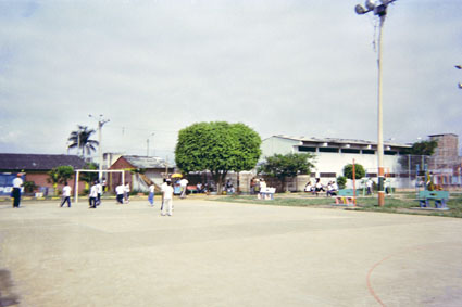 323-18.jpg