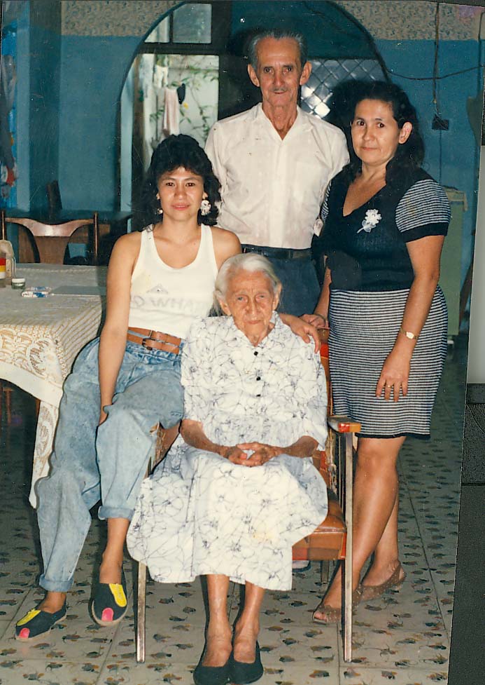 BUGALAGRANDE  22.jpg