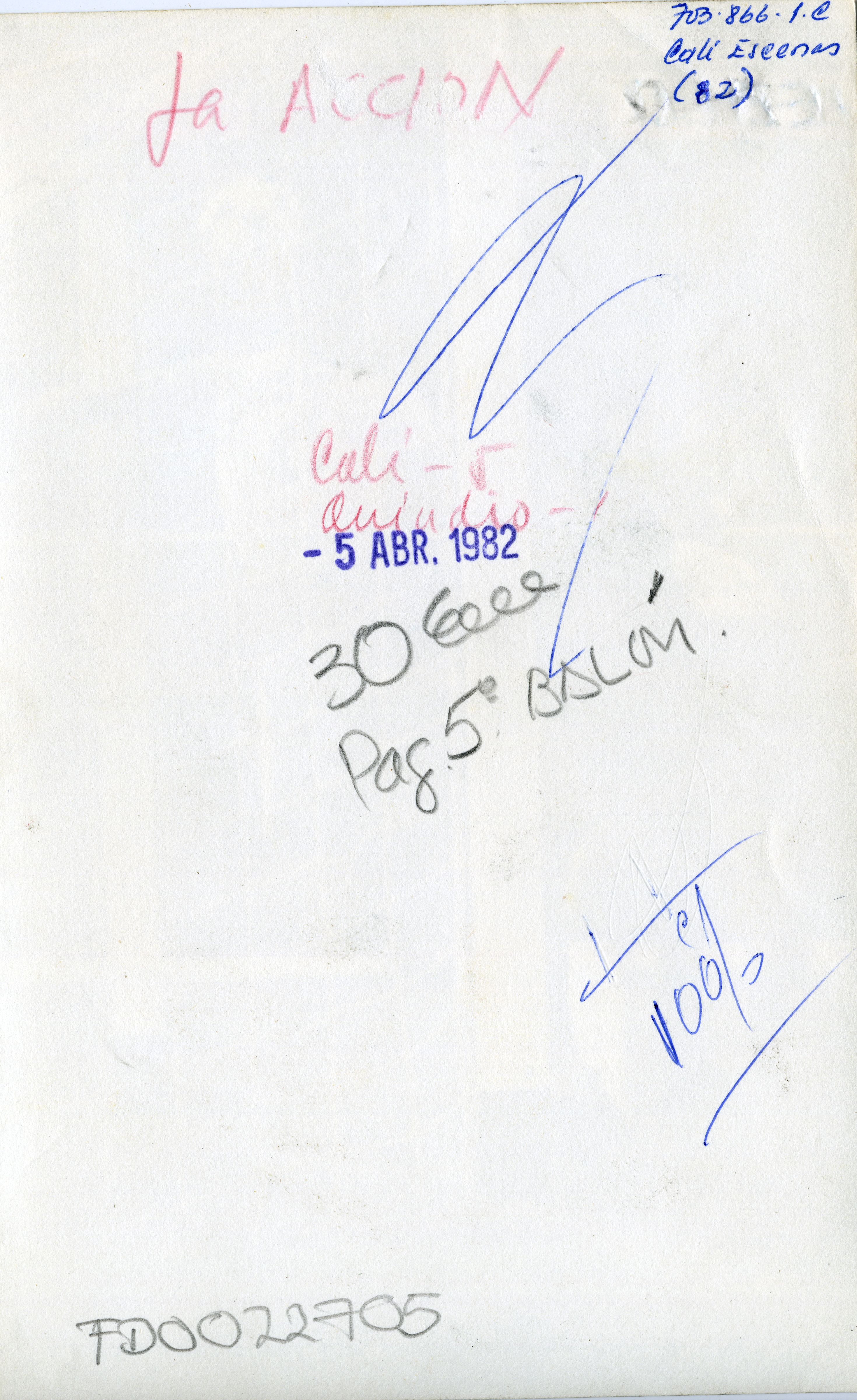 FDO022705A.jpg