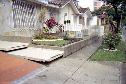 437-34.jpg