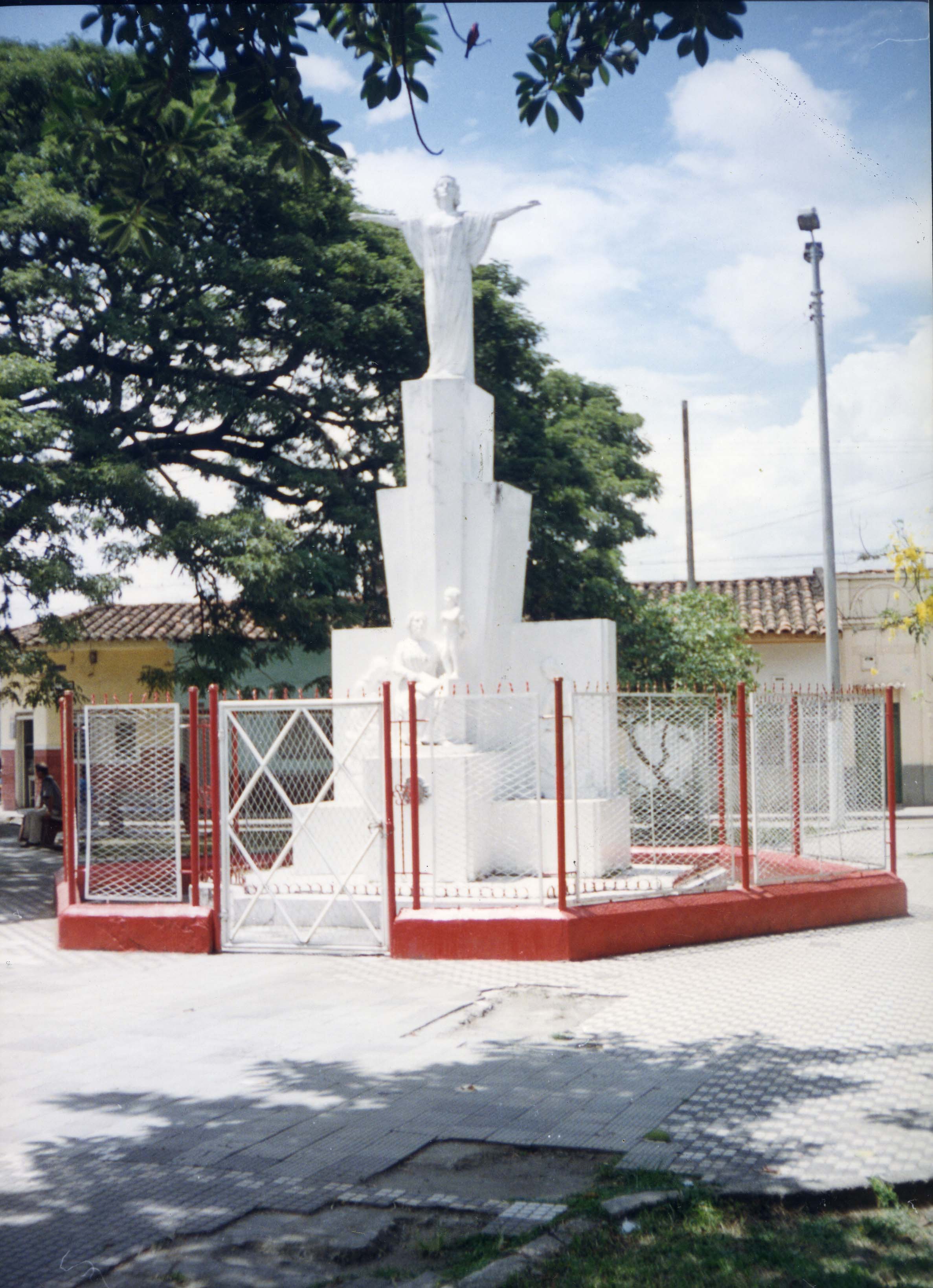 Fdo 012004.jpg