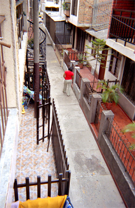 131-00.jpg
