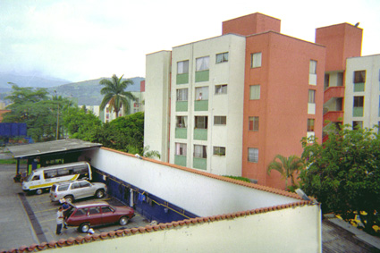 213-25.jpg