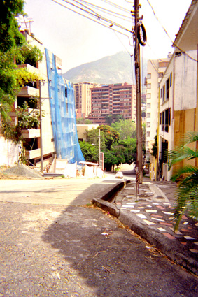 051-8.jpg