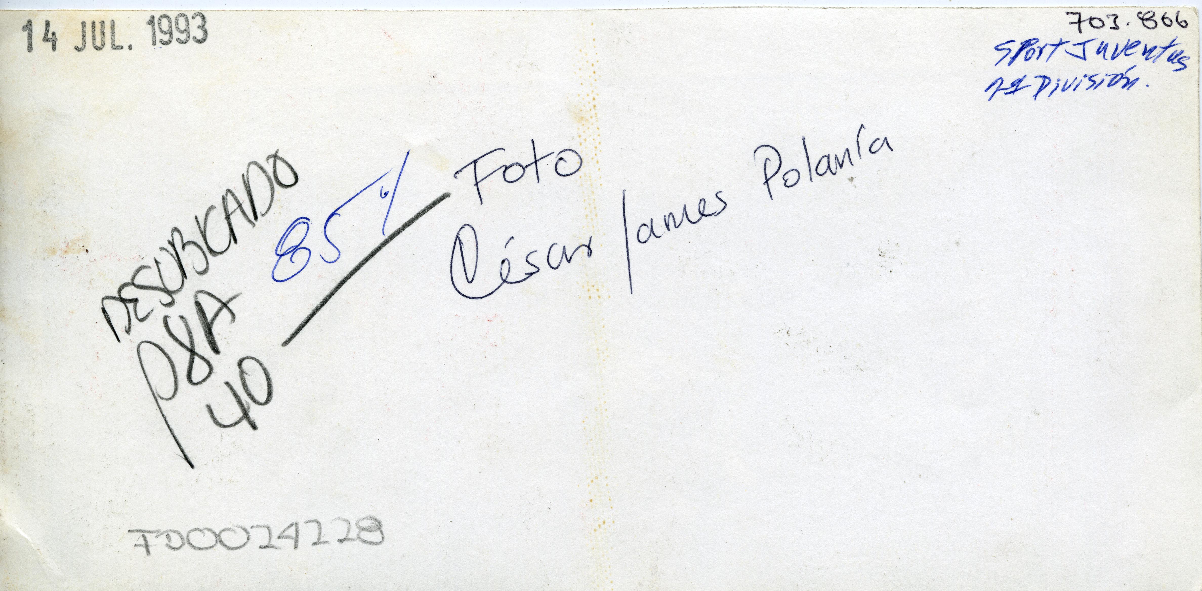 FDO024228A.jpg