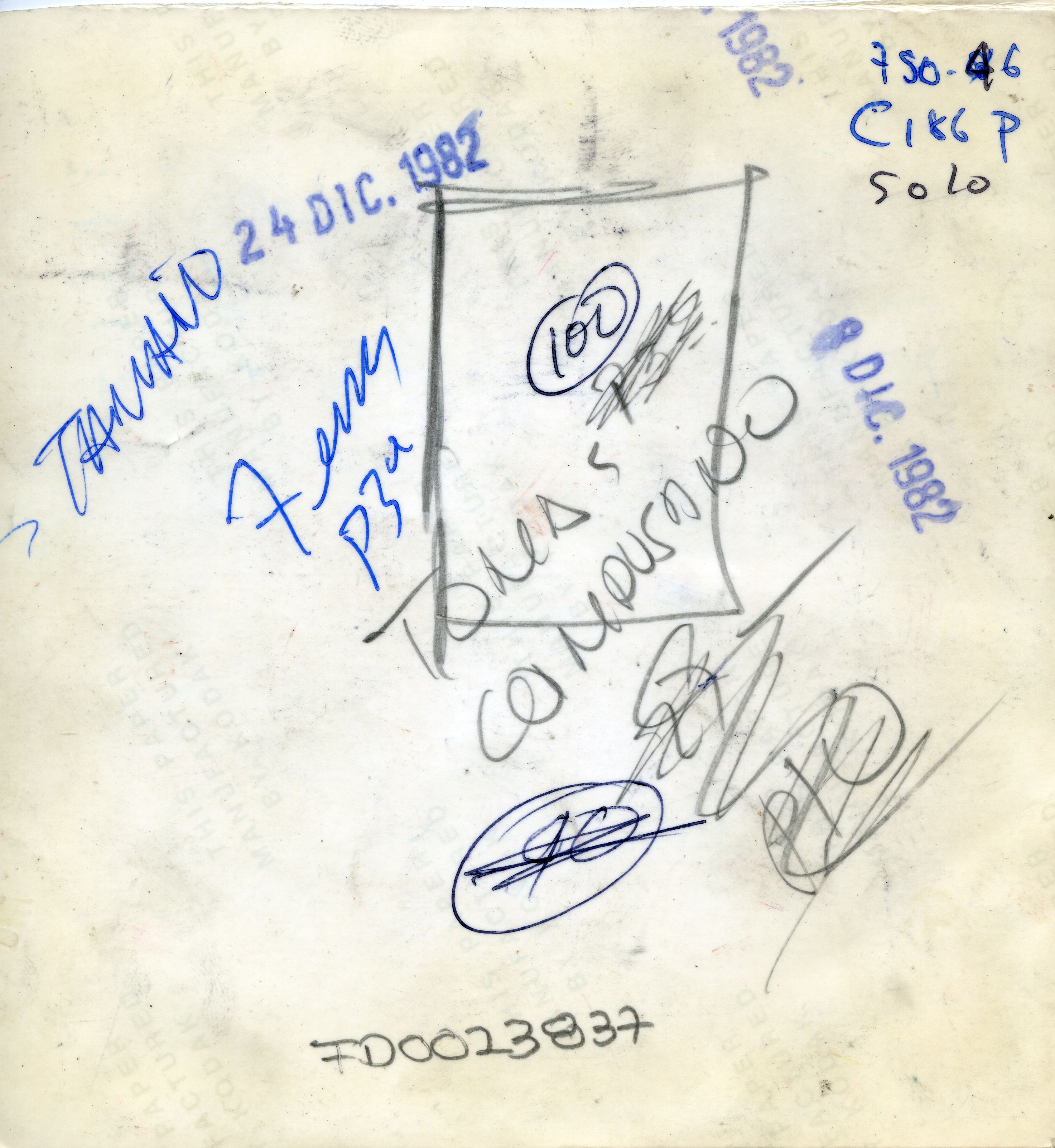 FDO023837A.jpg