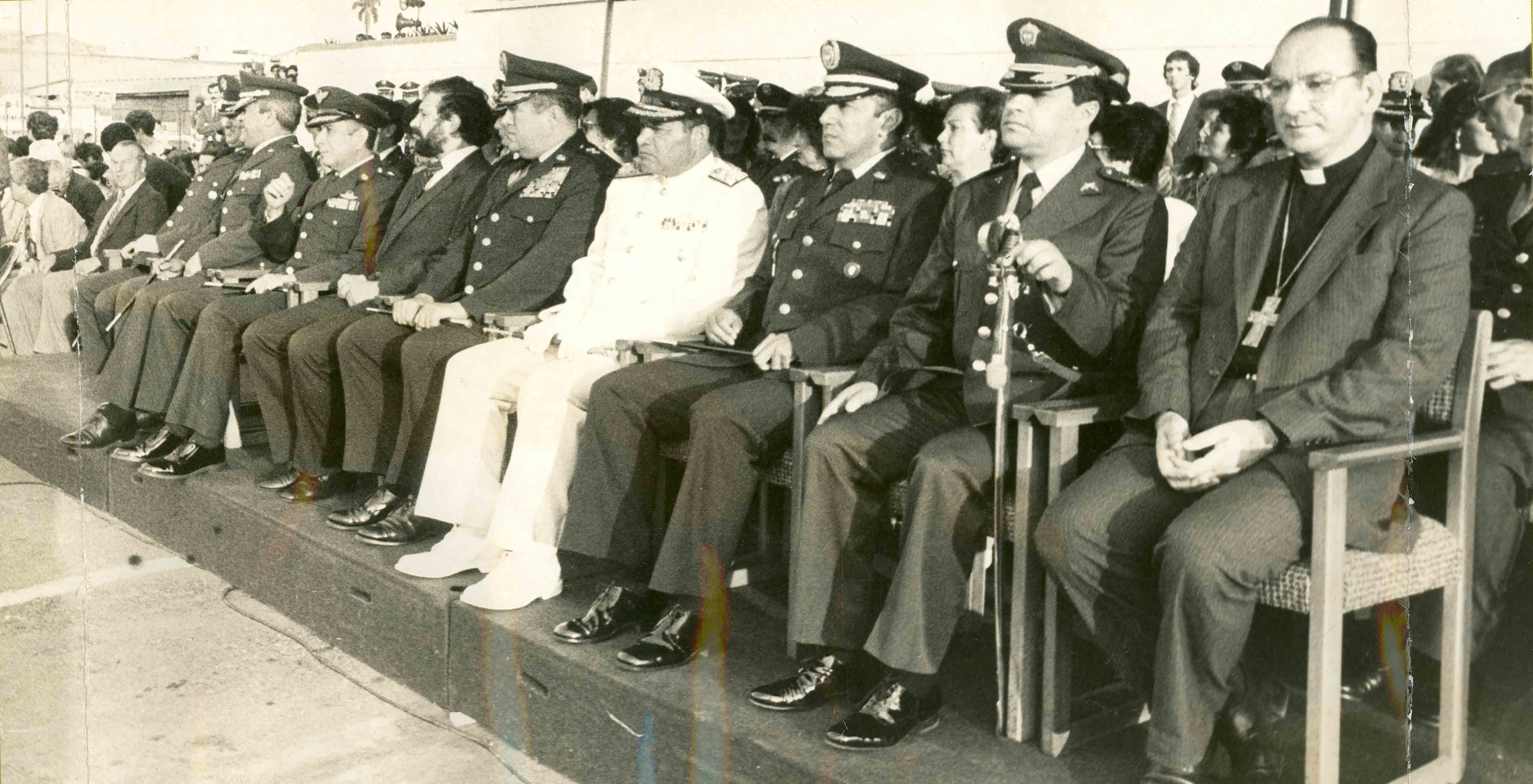 fdo01917.jpg