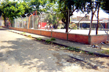 083-19.jpg