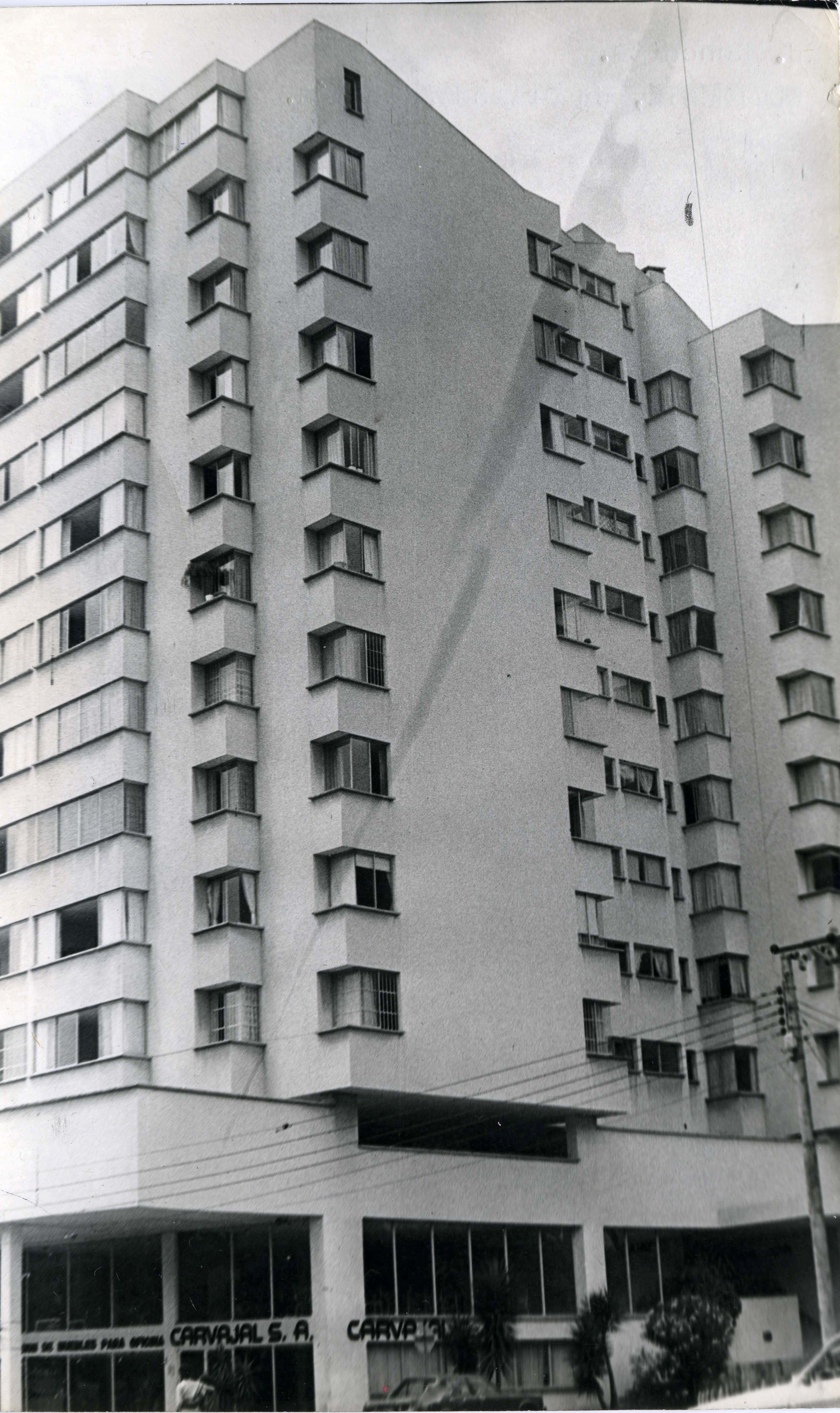 FDO09274.jpg