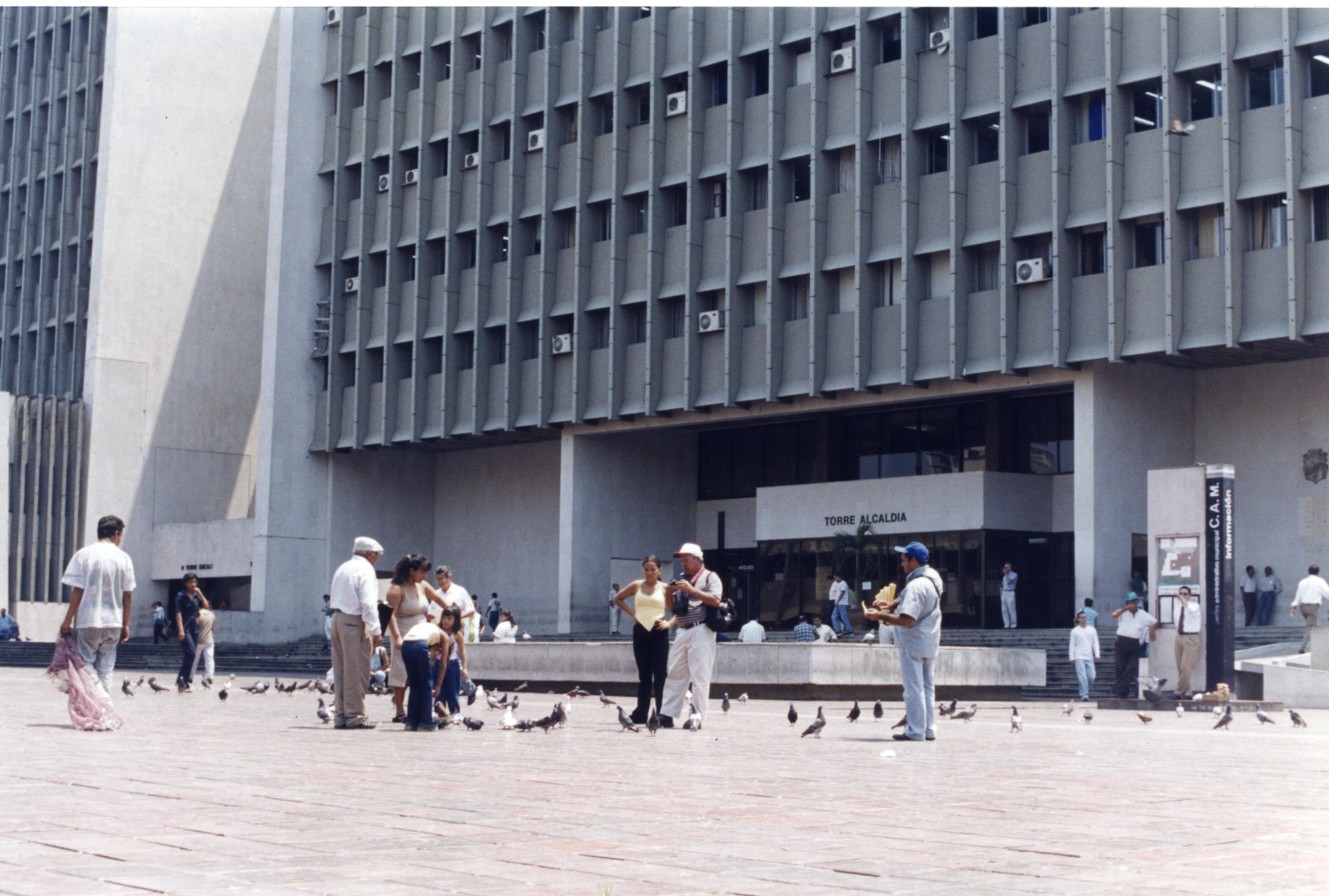 FDO025819.jpg