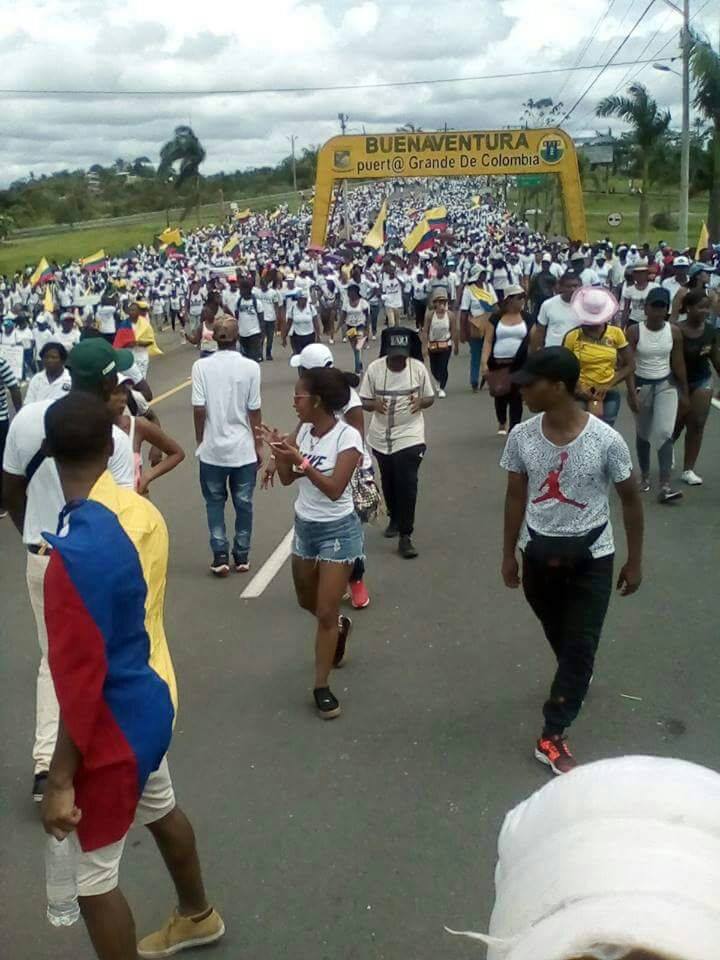 Manifestaciones entrada Buenaventura, paro cívico.jpg