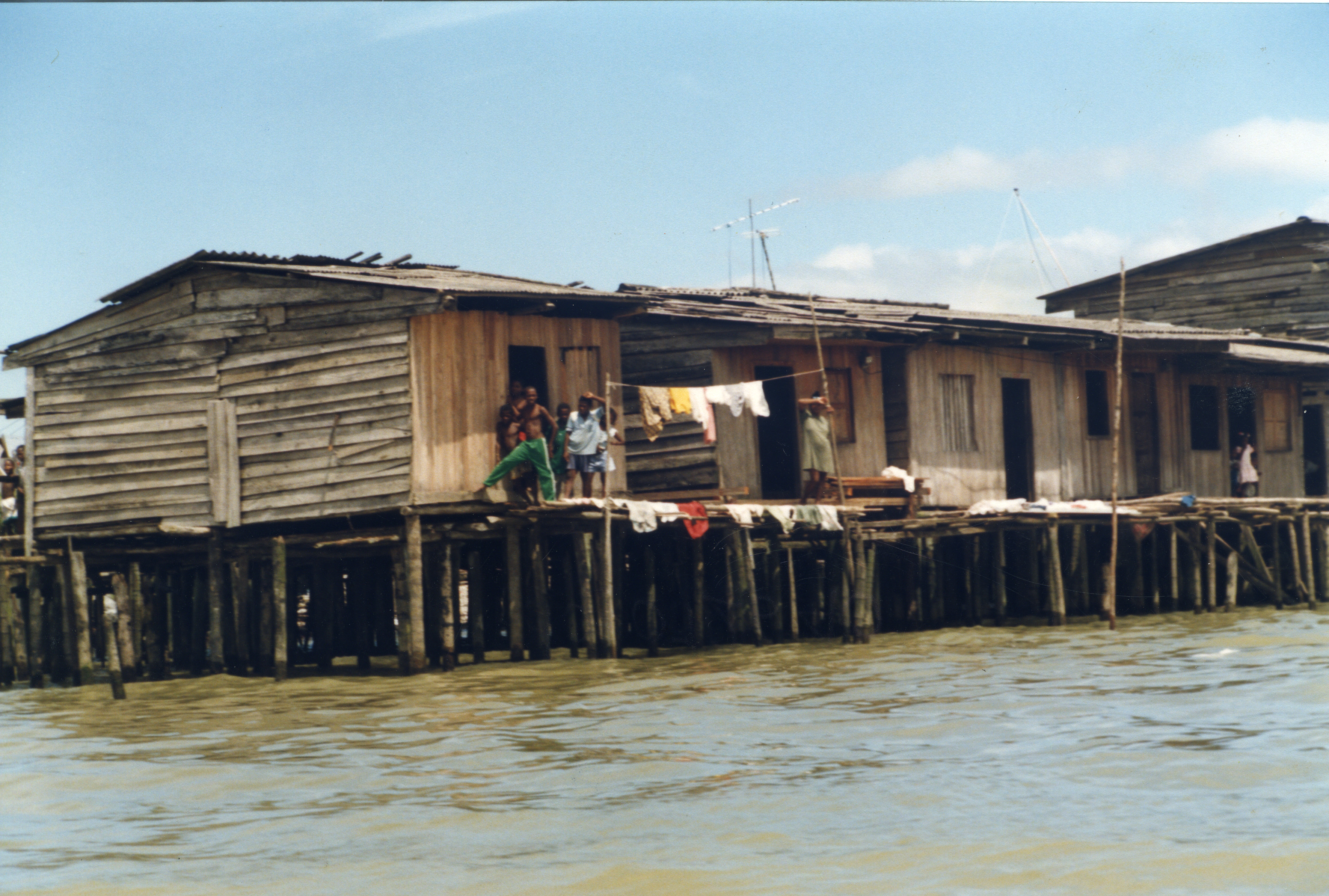 Fdo012640.jpg