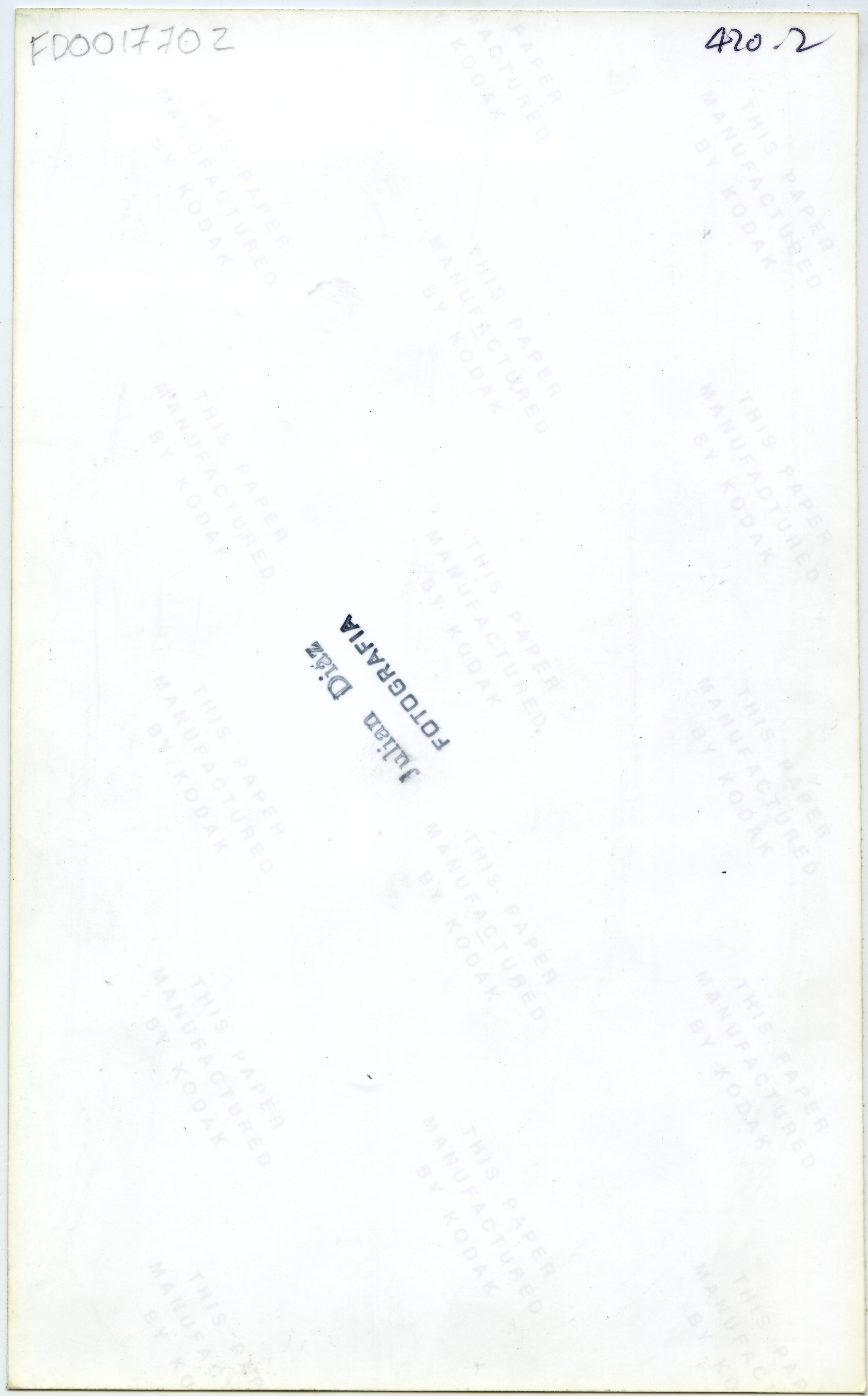 FDO017702A.jpg