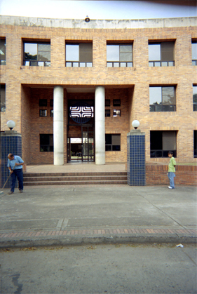 348-22.jpg