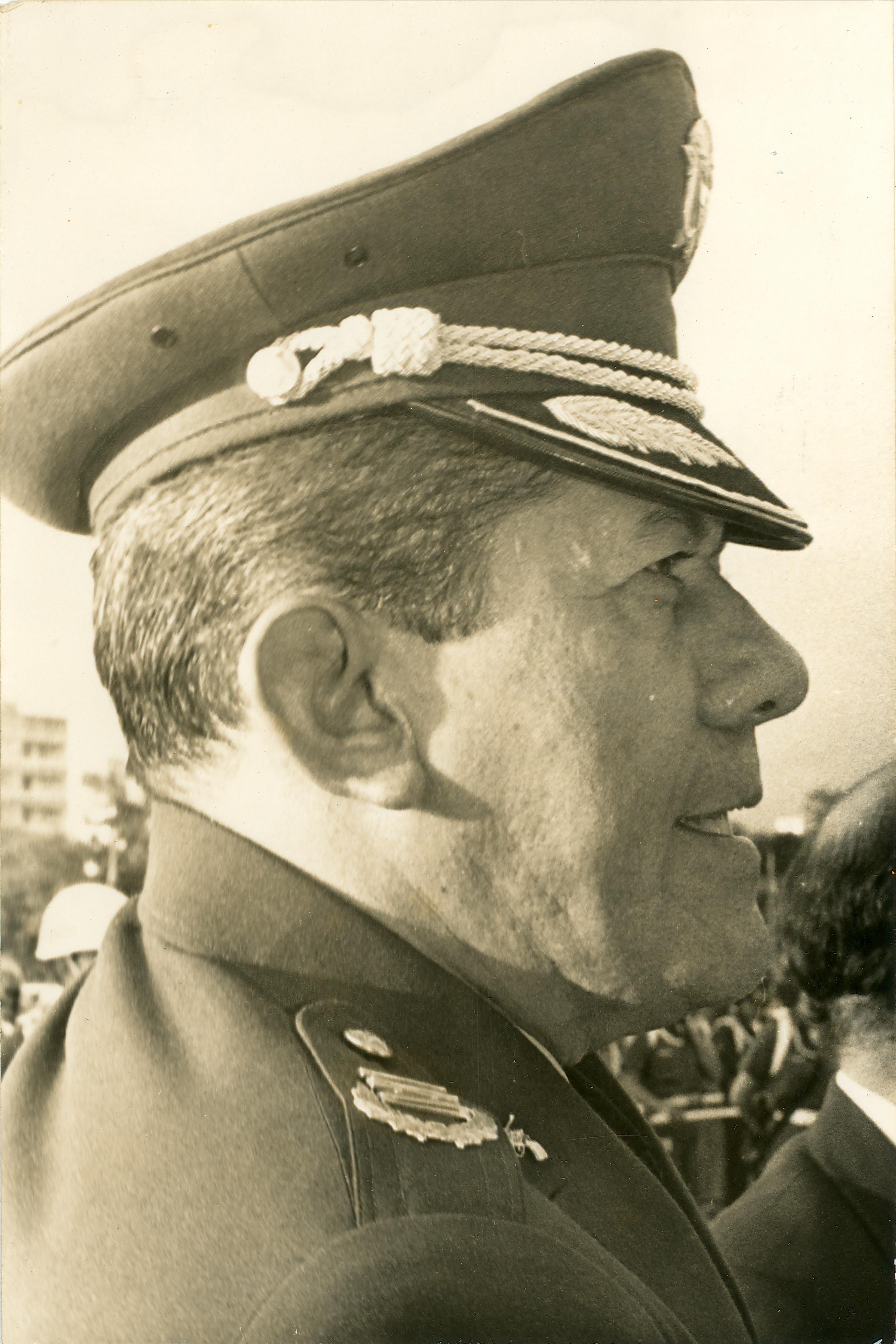 fdo01825.jpg